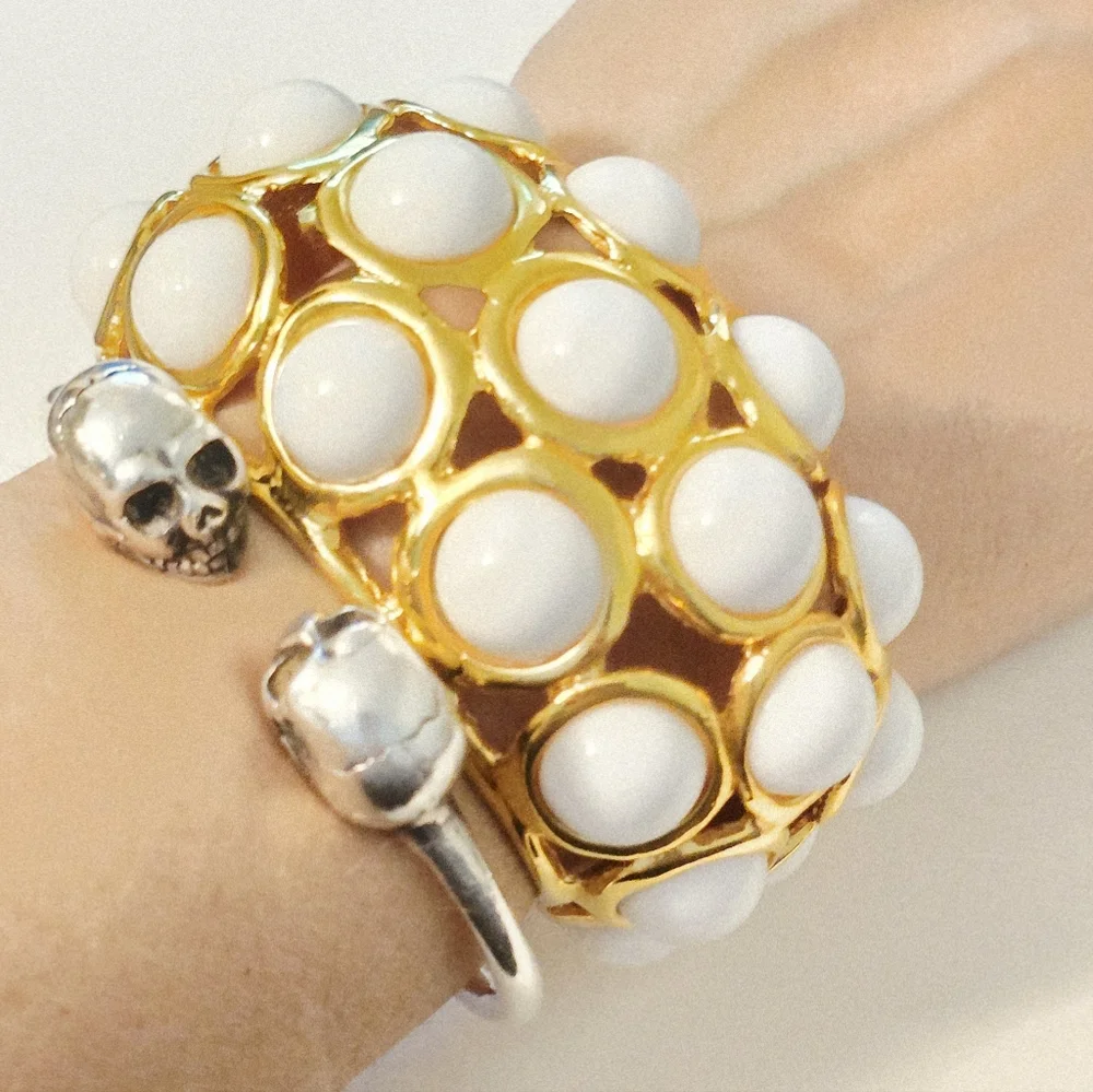 vintage Kenneth Jay Lane chunky white Cabochon cuff bracelet Mod Space Age - Picture 10 of 13